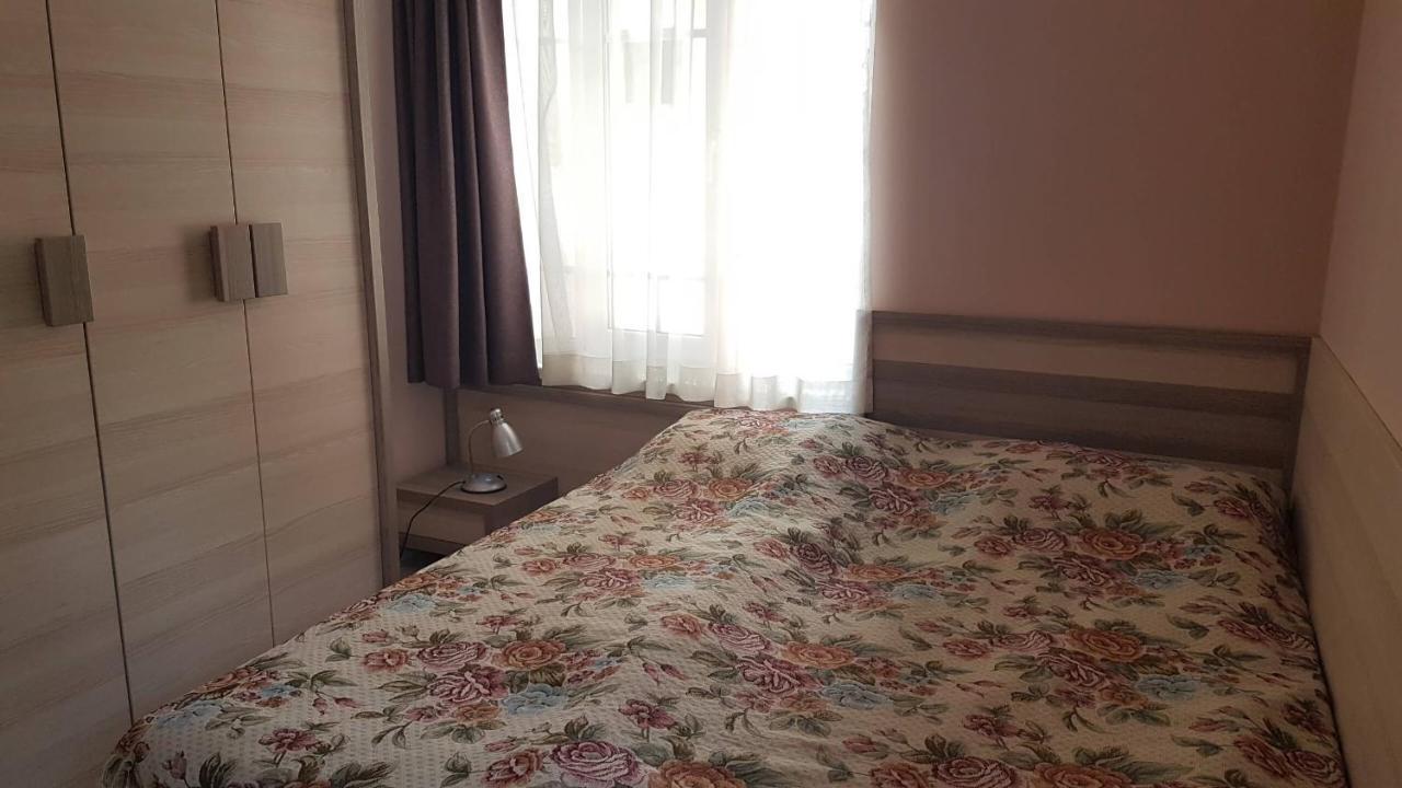 Къщата С Чешмата Lejlighed Veliko Tarnovo Eksteriør billede
