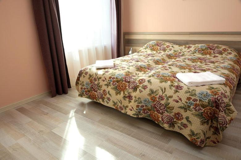 Къщата С Чешмата Lejlighed Veliko Tarnovo Eksteriør billede